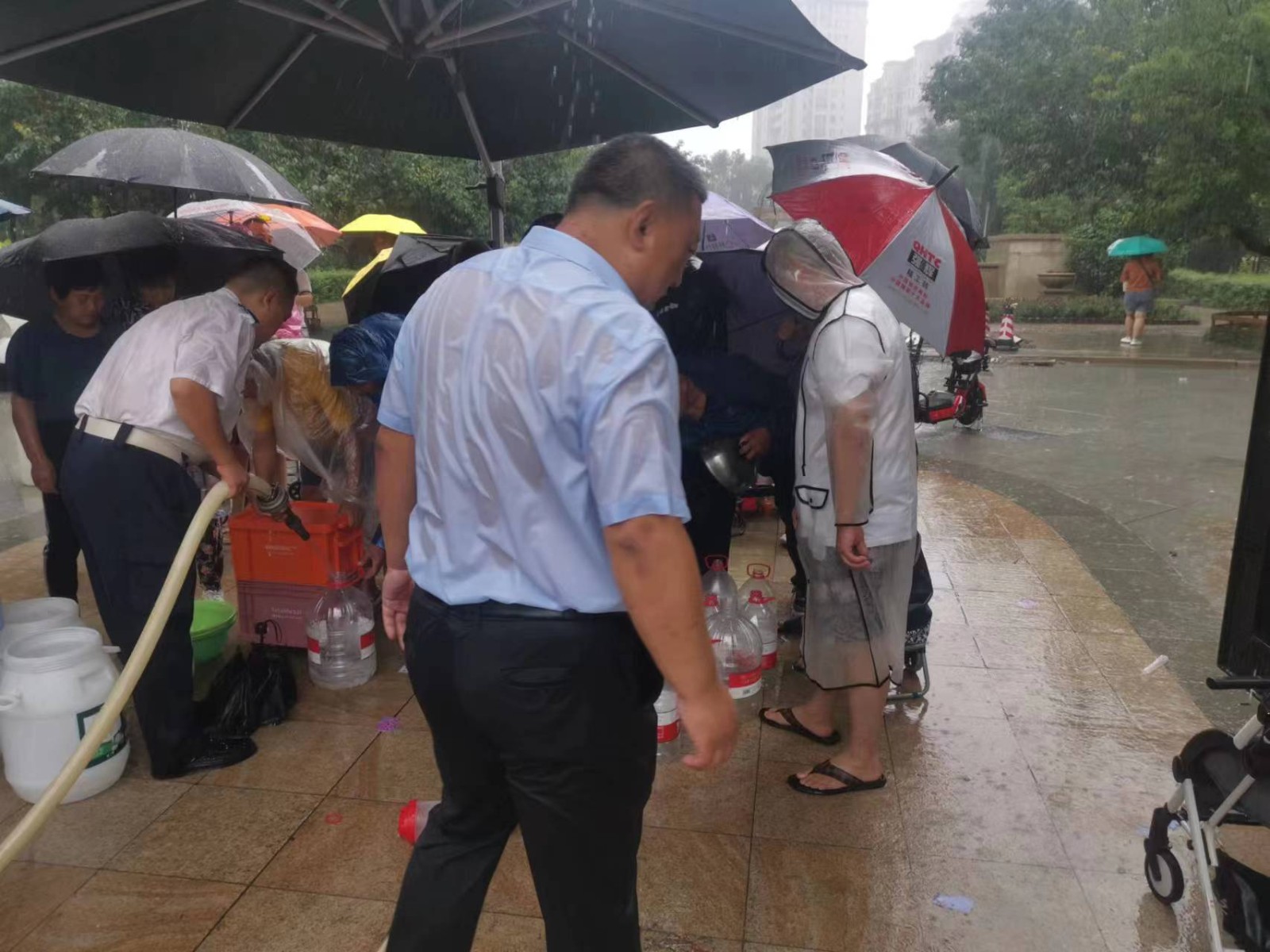 迎战强降雨！哈市150+物业服务企业逆水冲锋全力守护
